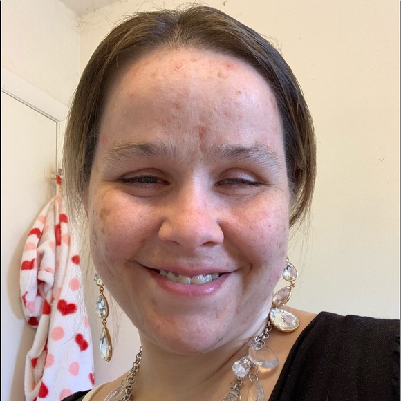 Meet your Posher, Ashley - Picture 1 of 1